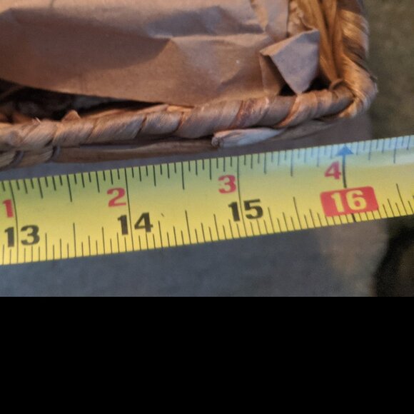 Breathable See-through Wired Gift Basket w/ Lid for Pet Cage Crate Storage Bin - Picture 4 of 13